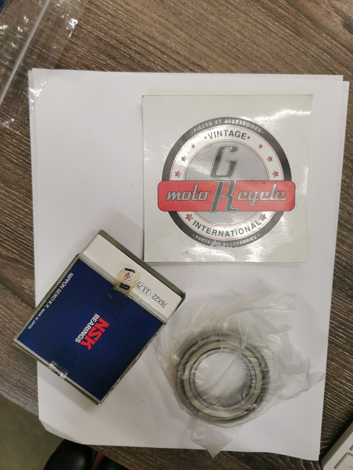 NOS NSK BERING 60C8ZZ0M AV2S J18