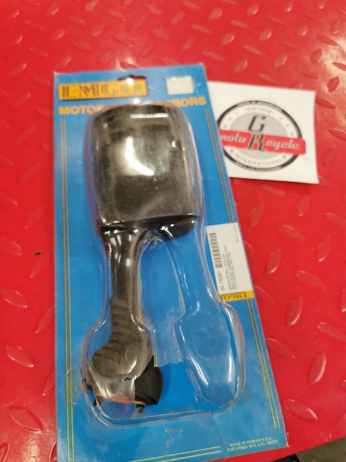 NOS SUZUKIGSXR600 750 1100EMGO MIRROR RH56500-18001 J6